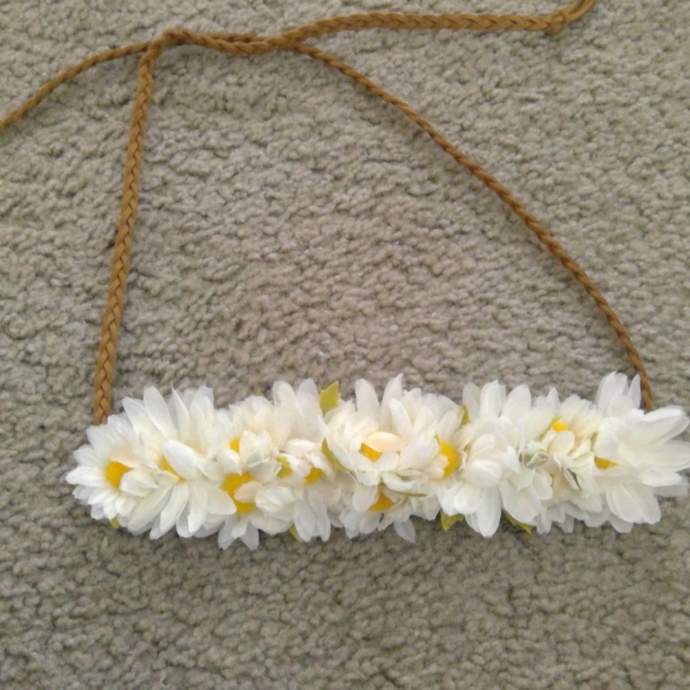 Daisy Flower Crown